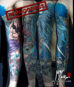 Decima seduta Tatuaggio a colori, manica intera, tuareg, beduino, odalisca, teschio , rosa del desterto, tenda, vassoio, teiera, bicchieri, scorpione, spada, notte, blu, unico e originale, disegnato appositamente per il cliente da Jerry Magni, miglior tatuatore a Bergamo, Milano, Brescia, e provincia, Lecco, Como, Lugano