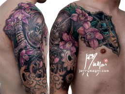 Sesta seduta tatuaggio mezza manica tema steampunk, ingranaggi, bianco e nero, colore, orchidee, orologio, maschera veneziana, carnevale. Jerry Magni Tattoo Artist, Bergamo, Milano, migliore, tatuatore, Brescia, Como, Lecco, Varese, Mantova, Monza, Lugano, provincia, Lombardia