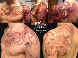 Prima seduta Tatuaggio realistico di piovra su petto, spalla e schiena, la testa del polipo sulla spalla mentre i tentacoli si sviluppano su petto e schiena. Realizzato a mano libera da Jerry Magni, miglior tatuatore, Bergamo, Milano, Lugano, Brescia, Como, Lecco.
