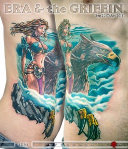Tatuaggio su fianco con la dea della mitologia greco romana, Era, moglie di Zeus, carezza un grifone in fianco a lei. Sono in alto vediamo le nuvole, lei è bellissima e sexy. Opera realizzata magistralmente da Jerry Magni, miglior tatuatore, Bergamo, Milano, Brescia, Piacenza, Italia, Lombardia, provincia, Lugano.