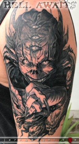 Tatuaggio demone. Jerry Magni. La Decima Arte. Bergamo