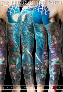 Tatuaggio a colori, manica intera, tuareg, beduino, odalisca, teschio , rosa del desterto, tenda, vassoio, teiera, bicchieri, scorpione, spada, notte, blu, unico e originale, disegnato appositamente per il cliente da Jerry Magni, miglior tatuatore a Bergamo, Milano, Brescia, e provincia, Lecco, Como, Lugano