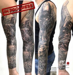 sesta seduta tatuaggio bianco e nero per copertura cicatrici estese